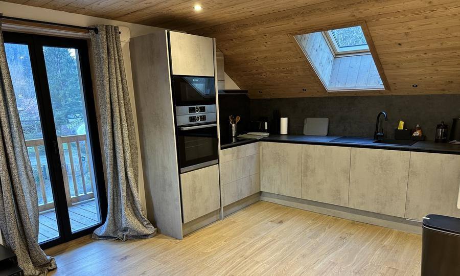 Cuisine sous combles / Attic kitchen